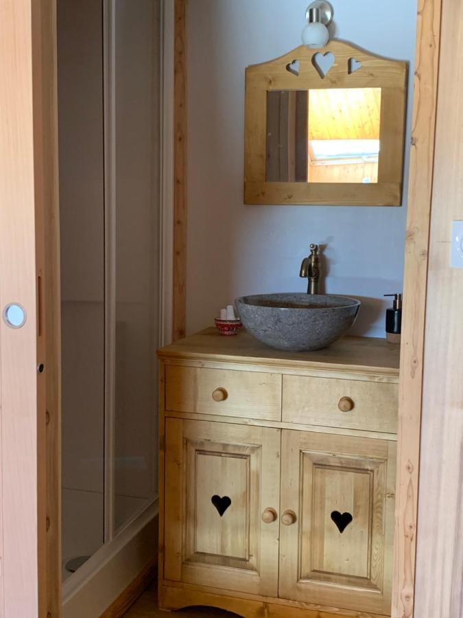 Uzelle L'Echo Des Artois B&B 외부 사진